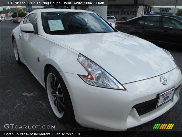 2010 Nissan 370Z Touring Coupe in Pearl White