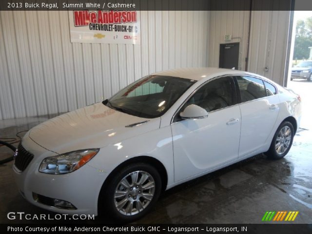 2013 Buick Regal  in Summit White