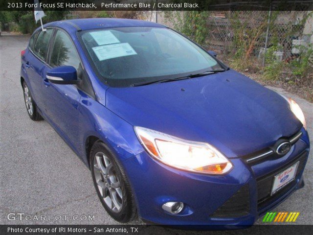 2013 Ford Focus SE Hatchback in Performance Blue