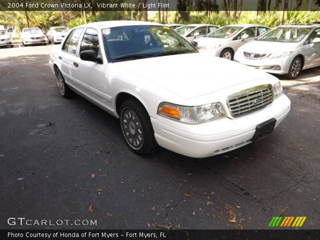 2004 Ford Crown Victoria LX in Vibrant White