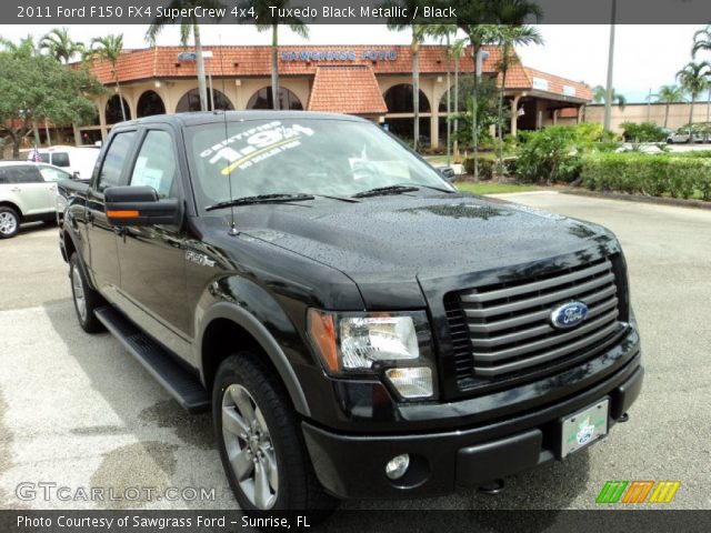 2011 Ford F150 FX4 SuperCrew 4x4 in Tuxedo Black Metallic