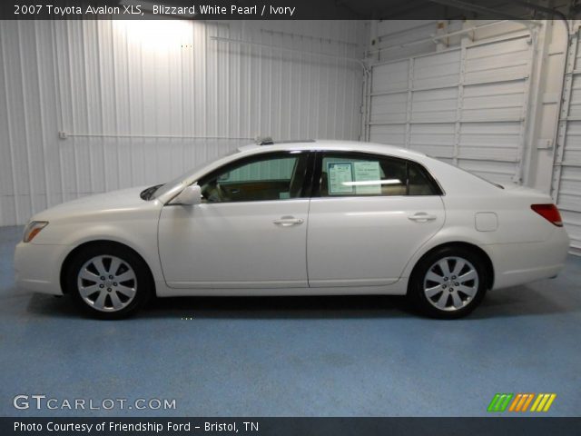 2007 Toyota Avalon XLS in Blizzard White Pearl