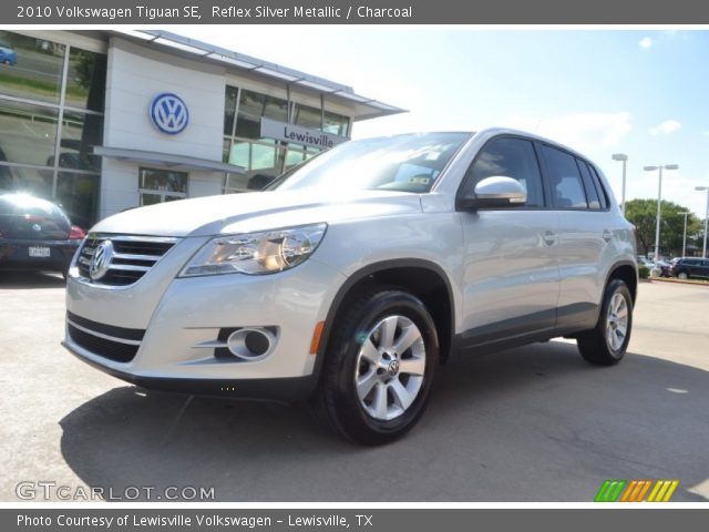2010 Volkswagen Tiguan SE in Reflex Silver Metallic
