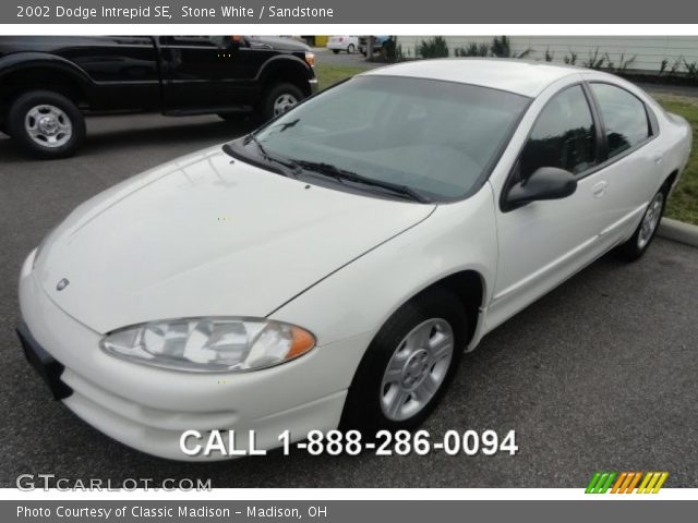 2002 Dodge Intrepid SE in Stone White