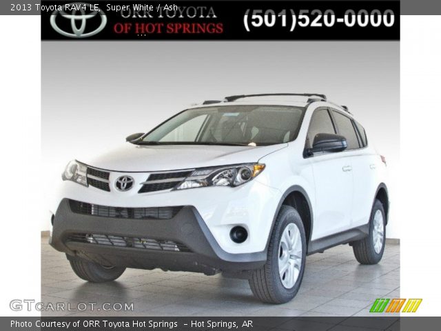 2013 Toyota RAV4 LE in Super White