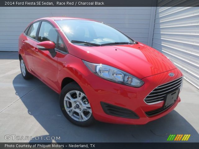 2014 Ford Fiesta SE Sedan in Race Red