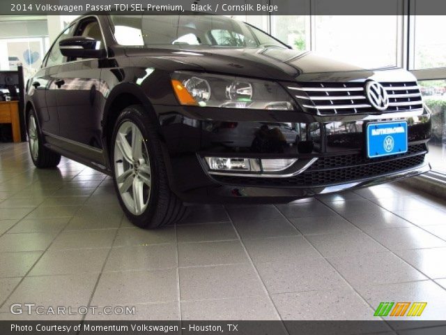 2014 Volkswagen Passat TDI SEL Premium in Black