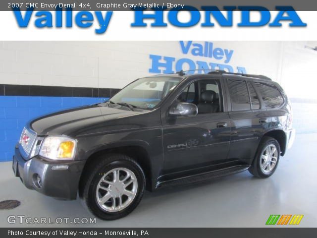 2007 GMC Envoy Denali 4x4 in Graphite Gray Metallic
