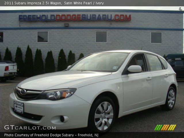 2011 Subaru Impreza 2.5i Wagon in Satin White Pearl