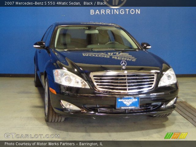 2007 Mercedes-Benz S 550 4Matic Sedan in Black