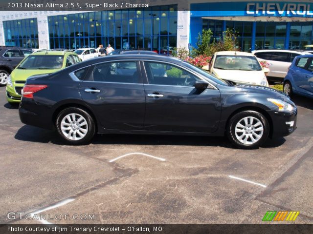 2013 Nissan Altima 2.5 S in Super Black