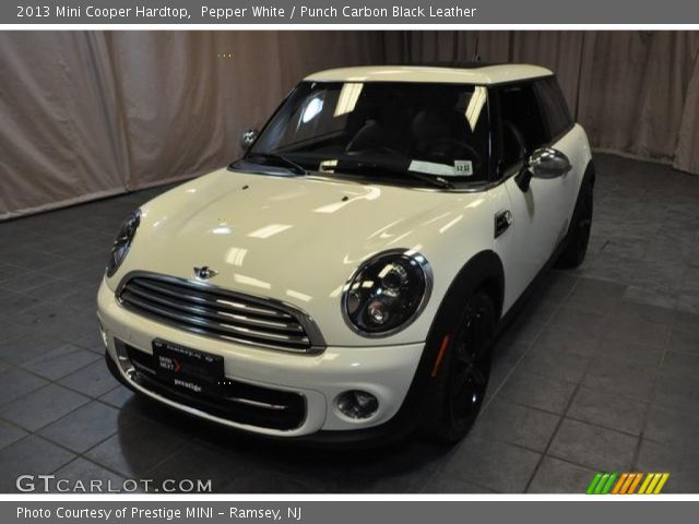 2013 Mini Cooper Hardtop in Pepper White