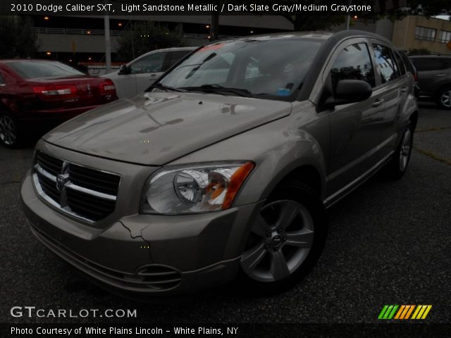 2010 Dodge Caliber SXT in Light Sandstone Metallic