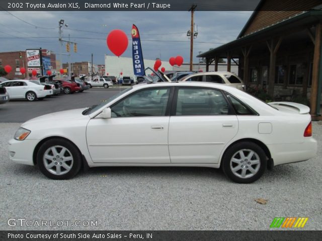 2002 Toyota Avalon XLS in Diamond White Pearl