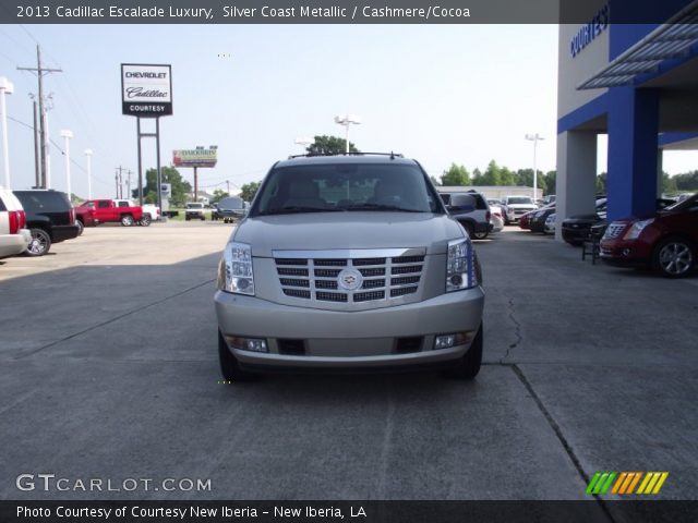 2013 Cadillac Escalade Luxury in Silver Coast Metallic