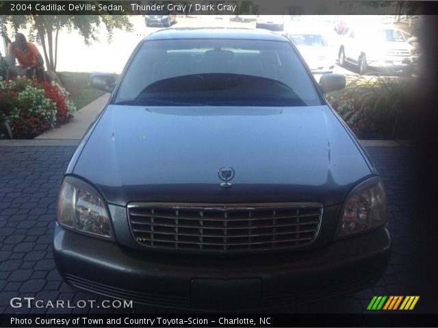 2004 Cadillac DeVille Sedan in Thunder Gray