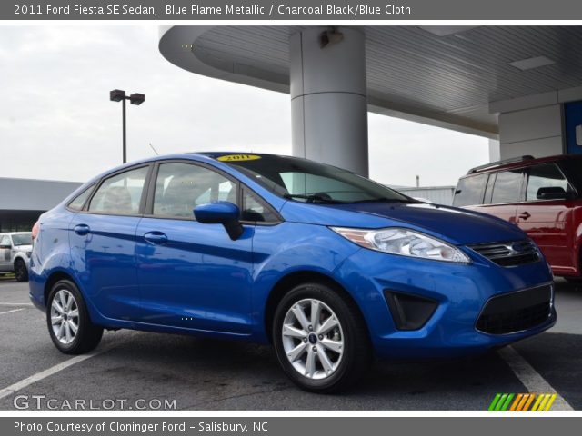 2011 Ford Fiesta SE Sedan in Blue Flame Metallic