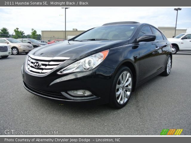 2011 Hyundai Sonata SE in Midnight Black
