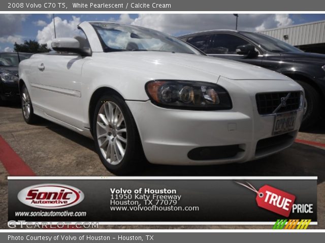 2008 Volvo C70 T5 in White Pearlescent