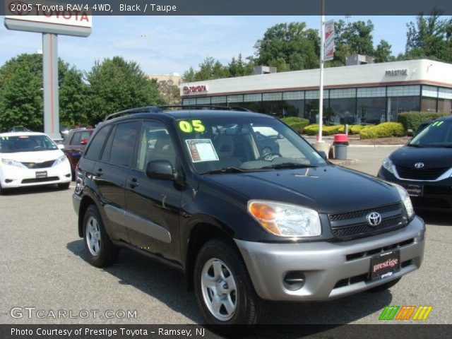 2005 Toyota RAV4 4WD in Black