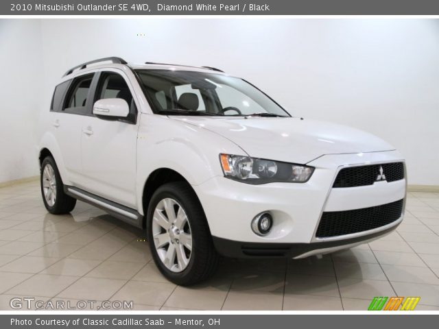 2010 Mitsubishi Outlander SE 4WD in Diamond White Pearl