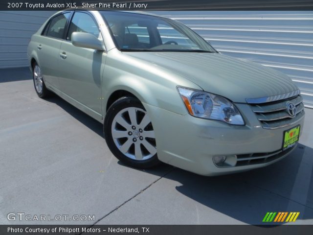 2007 Toyota Avalon XLS in Silver Pine Pearl