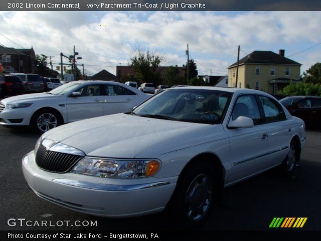 2002 Lincoln Continental  in Ivory Parchment Tri-Coat