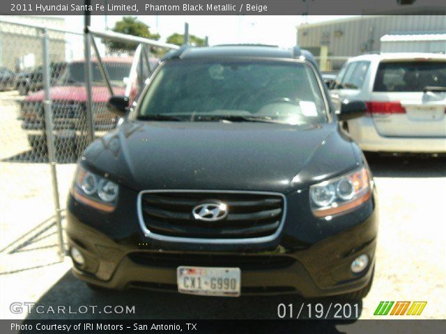 2011 Hyundai Santa Fe Limited in Phantom Black Metallic