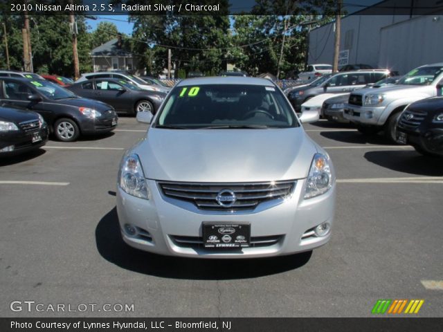 2010 Nissan Altima 2.5 S in Radiant Silver
