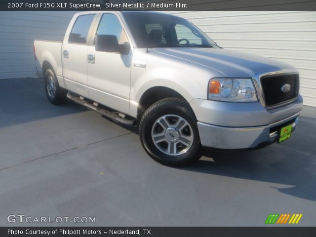 2007 Ford F150 XLT SuperCrew in Silver Metallic