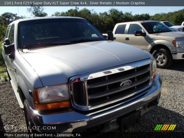 2001 Ford F250 Super Duty XLT Super Crew 4x4 in Silver Metallic