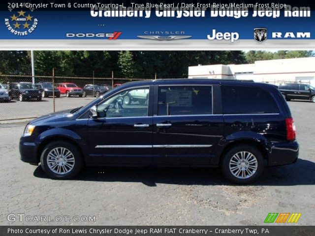 2014 Chrysler Town & Country Touring-L in True Blue Pearl