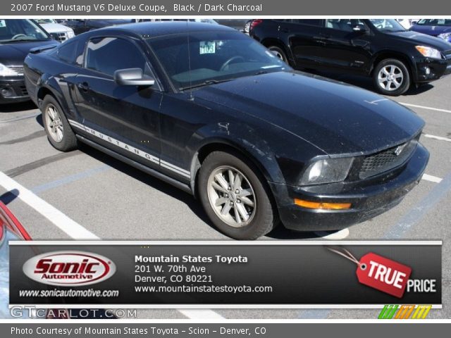 2007 Ford Mustang V6 Deluxe Coupe in Black