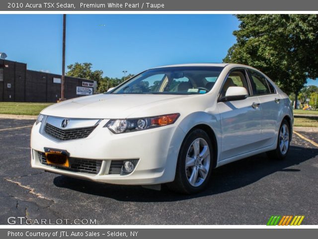 2010 Acura TSX Sedan in Premium White Pearl