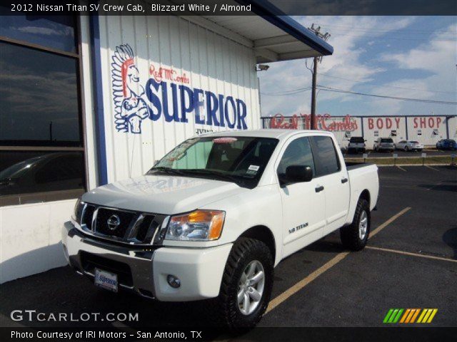 2012 Nissan Titan SV Crew Cab in Blizzard White