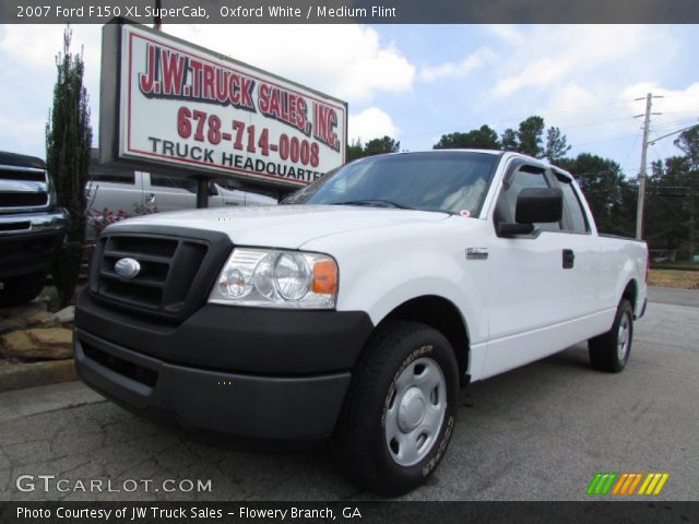 2007 Ford F150 XL SuperCab in Oxford White