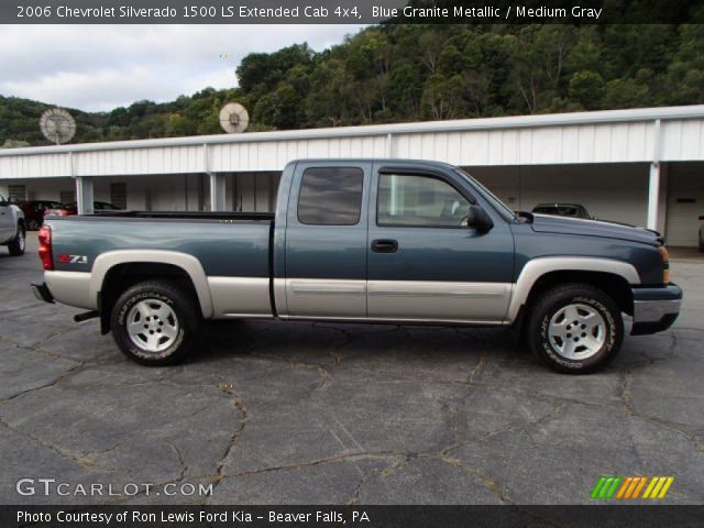 2006 Chevrolet Silverado 1500 LS Extended Cab 4x4 in Blue Granite Metallic