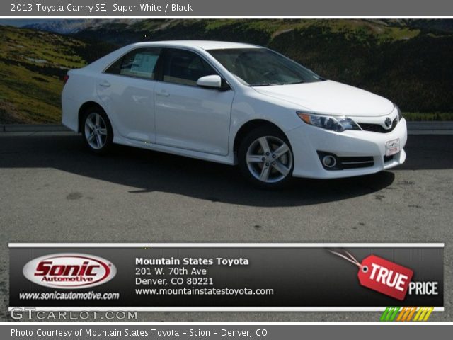 2013 Toyota Camry SE in Super White