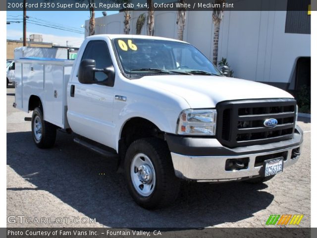2006 Ford F350 Super Duty XL Regular Cab 4x4 in Oxford White