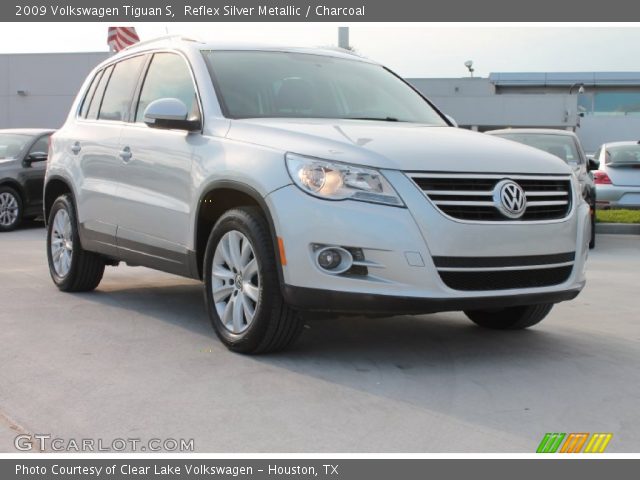 2009 Volkswagen Tiguan S in Reflex Silver Metallic