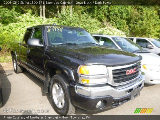 2005 GMC Sierra 1500 Z71 Extended Cab 4x4 in Onyx Black