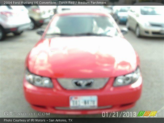 2004 Ford Mustang V6 Convertible in Torch Red