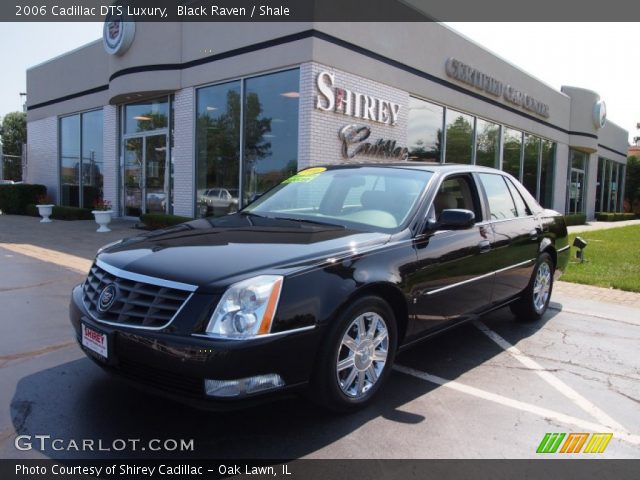 2006 Cadillac DTS Luxury in Black Raven