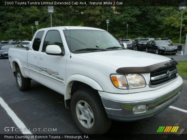 2000 Toyota Tundra Limited Extended Cab 4x4 in Natural White