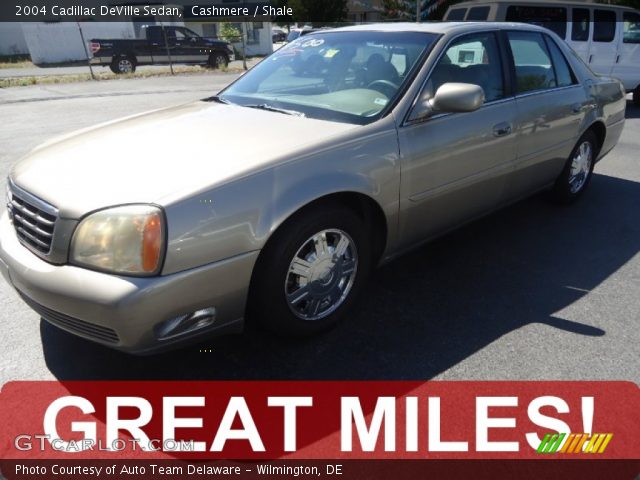 2004 Cadillac DeVille Sedan in Cashmere