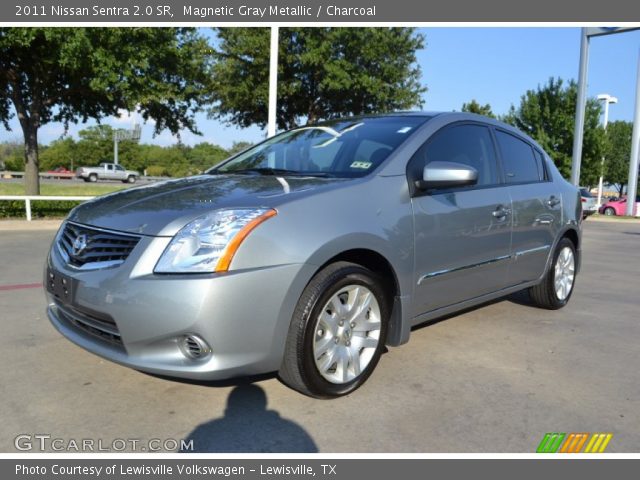 2011 Nissan Sentra 2.0 SR in Magnetic Gray Metallic