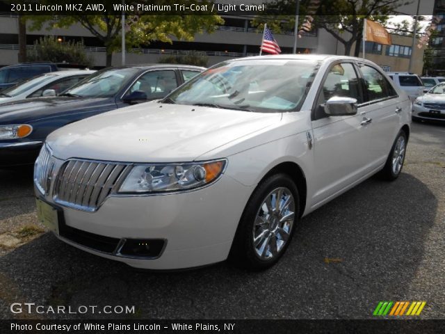2011 Lincoln MKZ AWD in White Platinum Tri-Coat