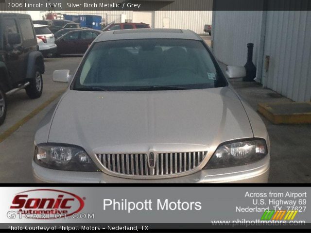 2006 Lincoln LS V8 in Silver Birch Metallic