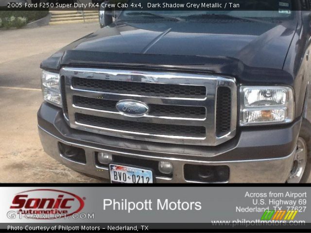 2005 Ford F250 Super Duty FX4 Crew Cab 4x4 in Dark Shadow Grey Metallic
