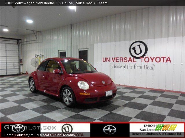 2006 Volkswagen New Beetle 2.5 Coupe in Salsa Red